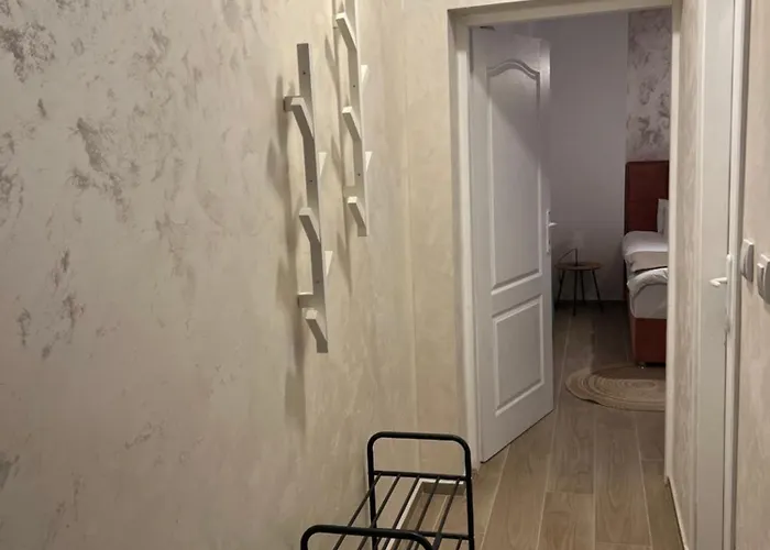 Anna Apartment